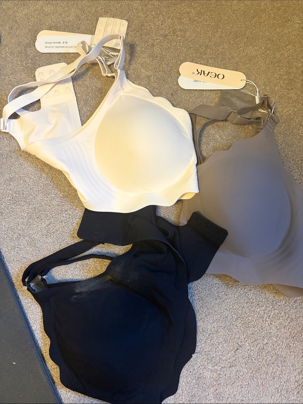 Oeak Seamless Comfort Bra - White, Gray, Black